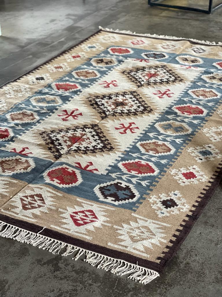 Recycled Indoor/ Outdoor RUG 40 (5x8 ft)