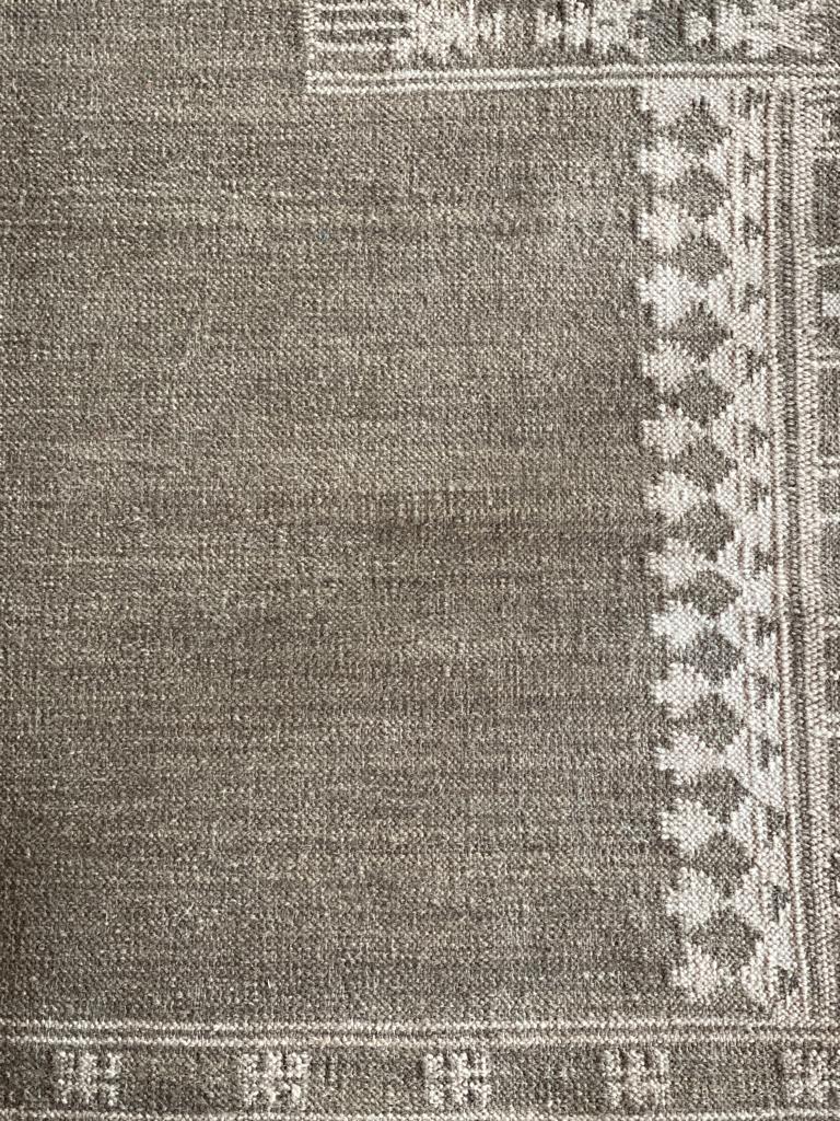 Hand Knotted Wool & Cotton RUG 45 (5x8 ft)