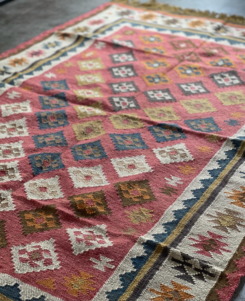 Recycled Indoor/ Outdoor RUG 50 (5x8 ft)