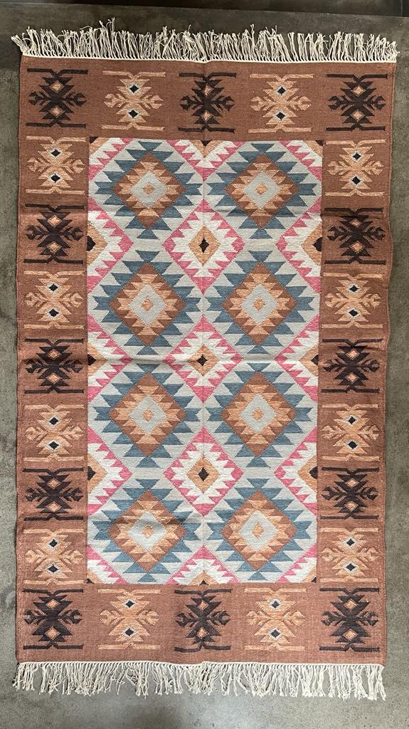 Recycled Indoor/ Outdoor RUG 52 (5x8 ft)