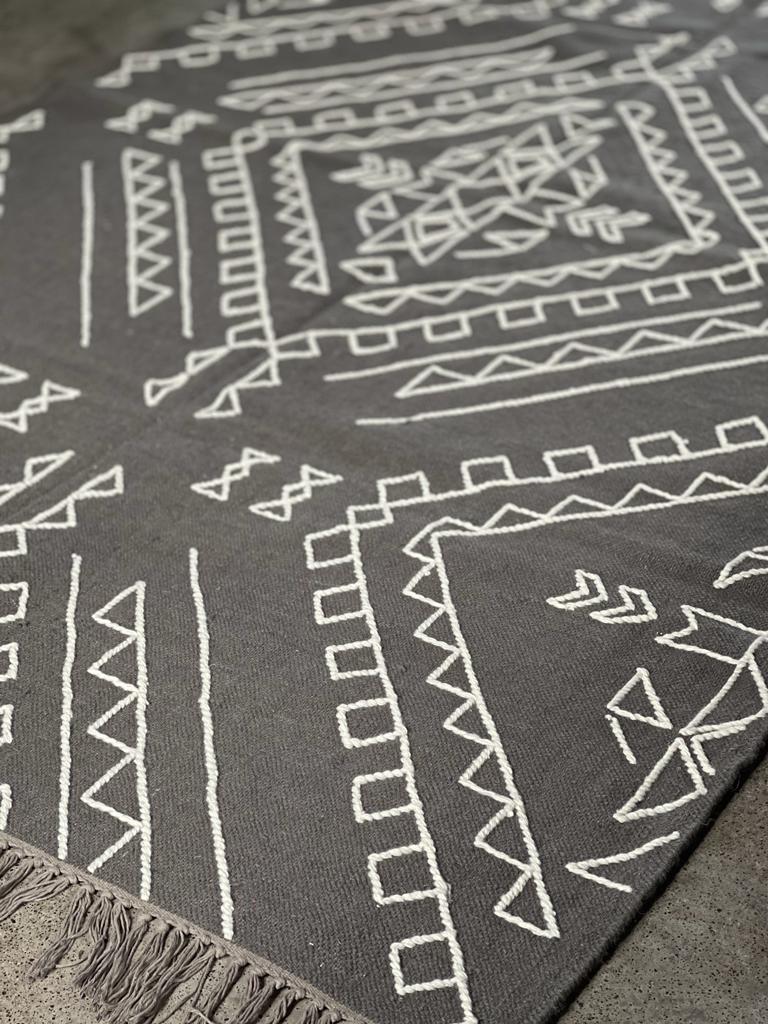 Recycled Indoor/ Outdoor RUG 60 (5x8 ft)