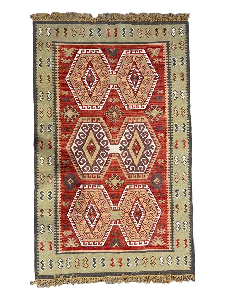 Hand Knotted Wool & Cotton RUG 8 (5x8 ft)
