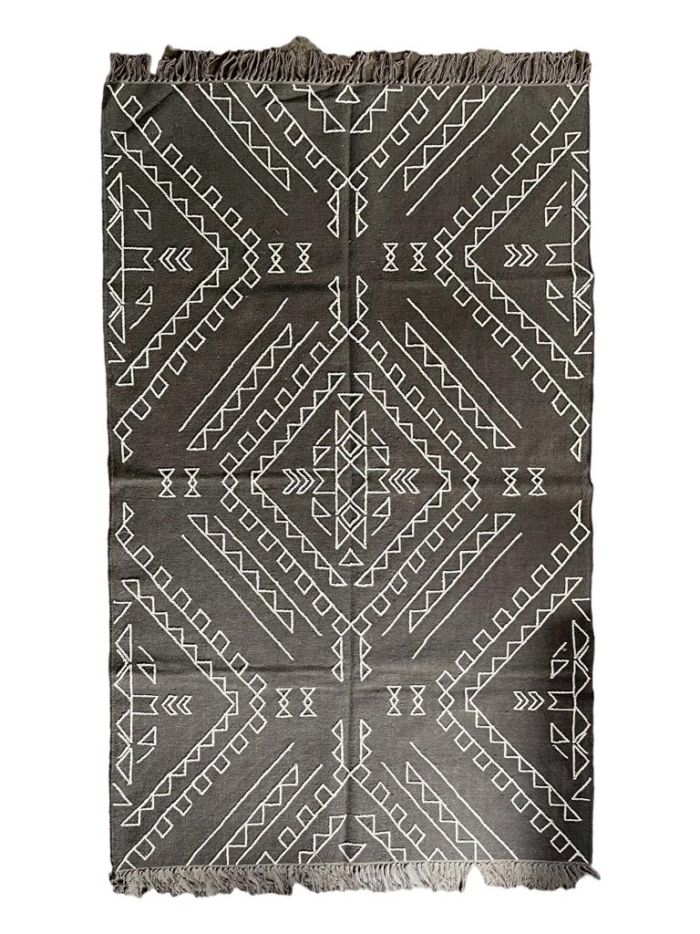 Recycled Indoor/ Outdoor RUG 60 (5x8 ft)