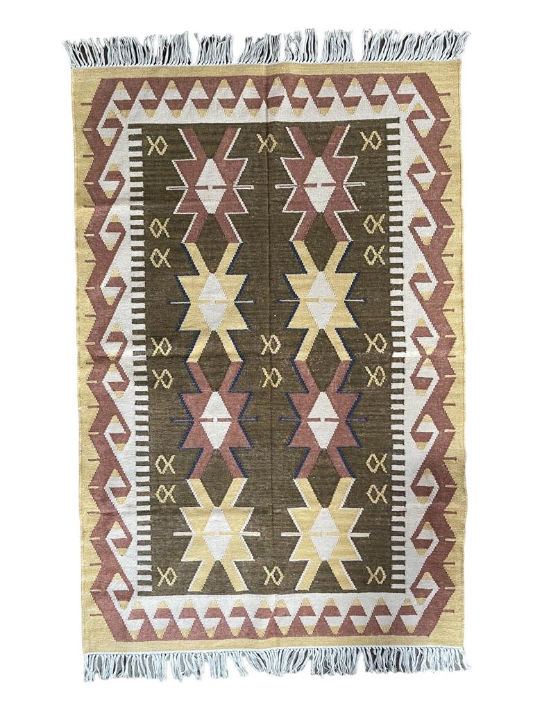 Recycled Indoor/ Outdoor RUG 53 (5x8 ft)