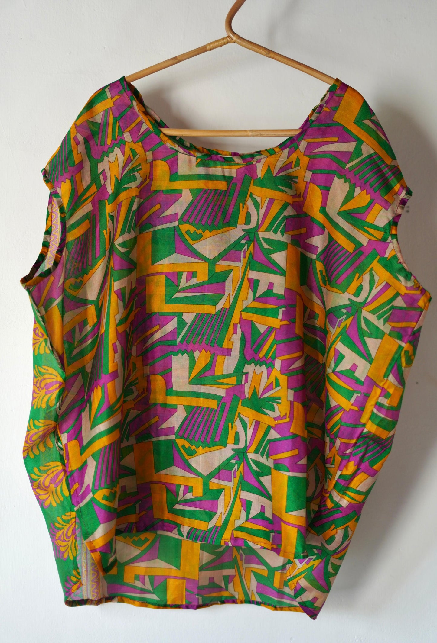 Paros Free Size Vintage Silk Fluid Top