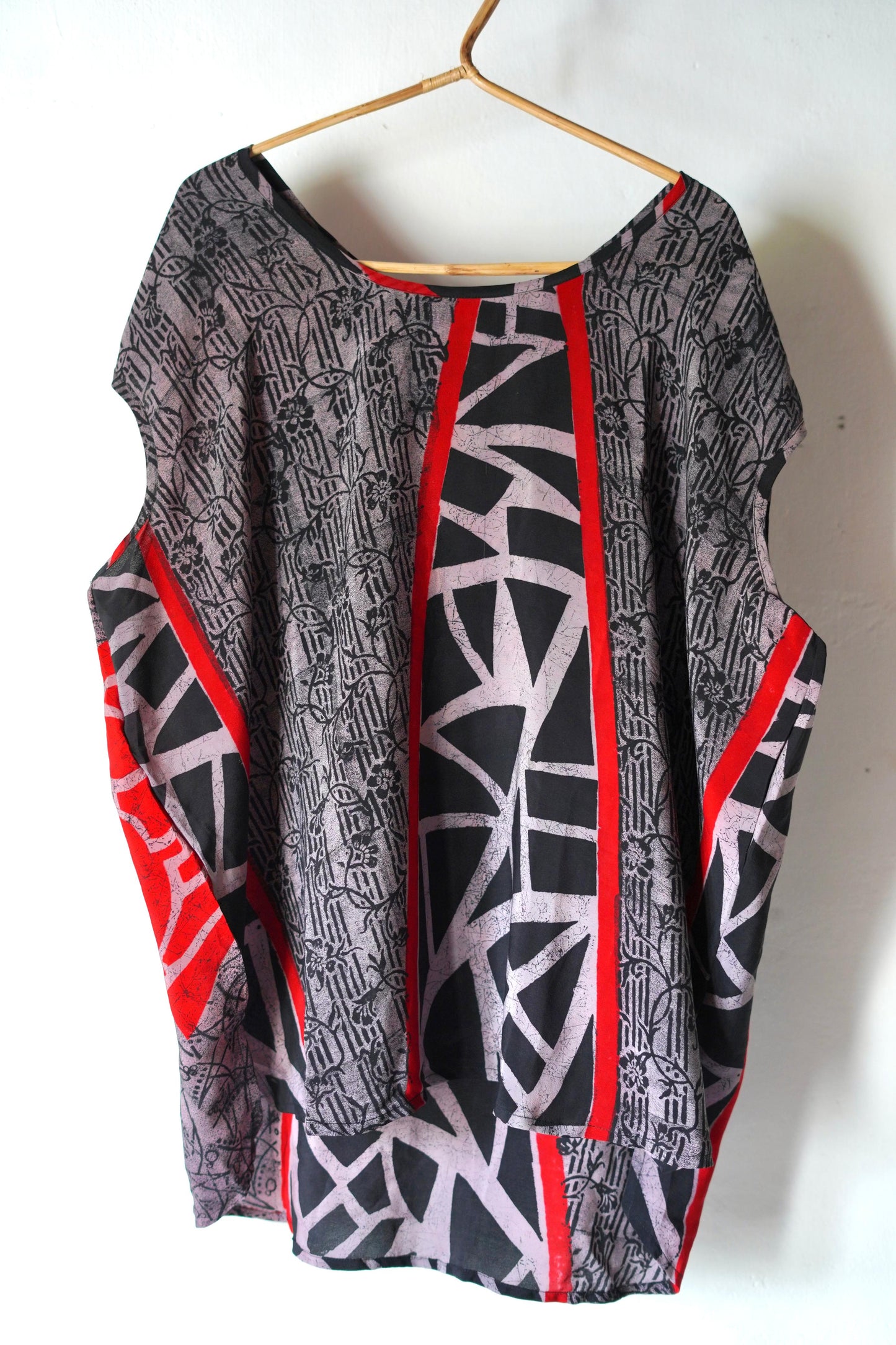 Paros Free Size Vintage Silk Fluid Top