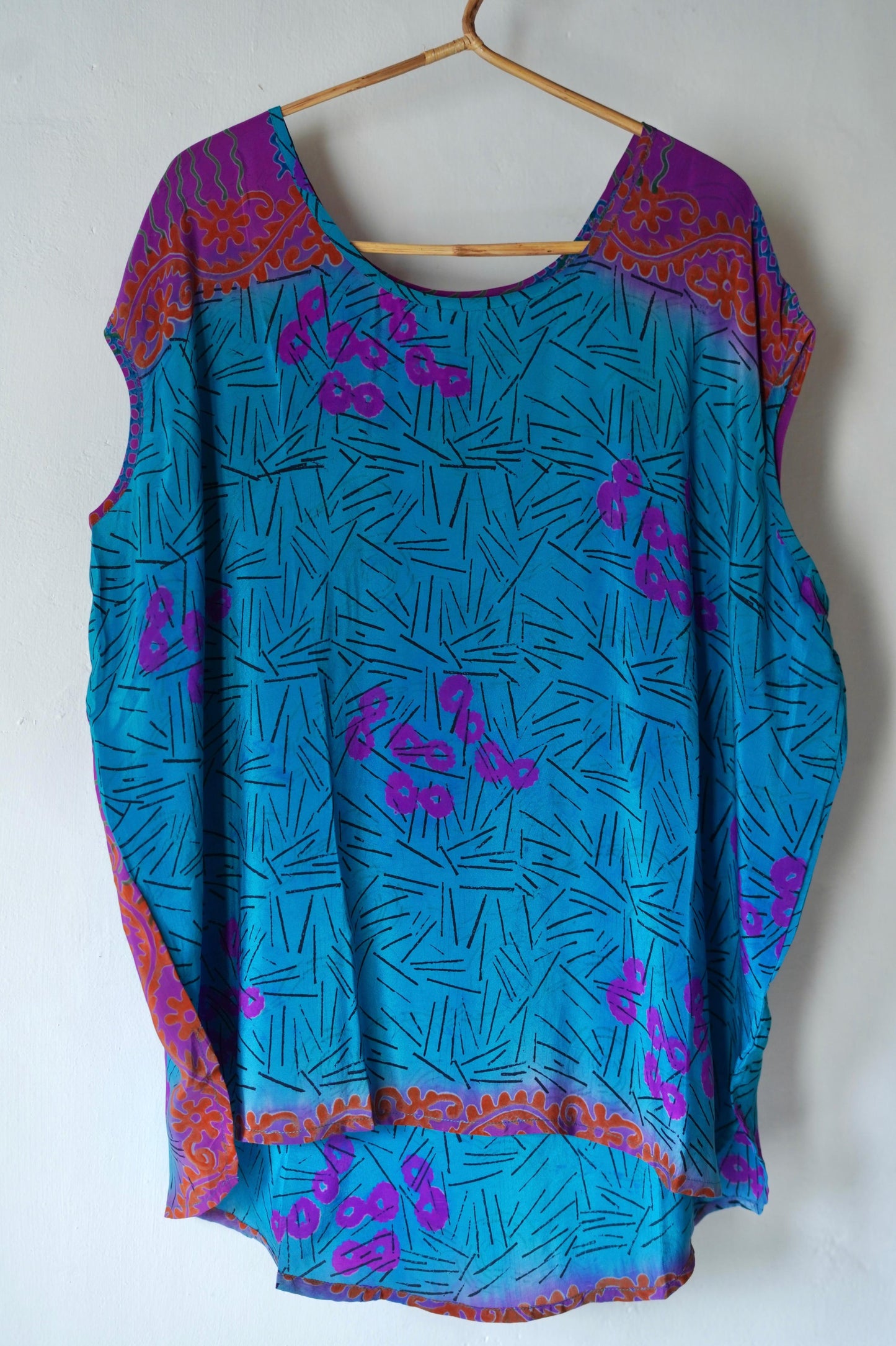 Paros Free Size Vintage Silk Fluid Top