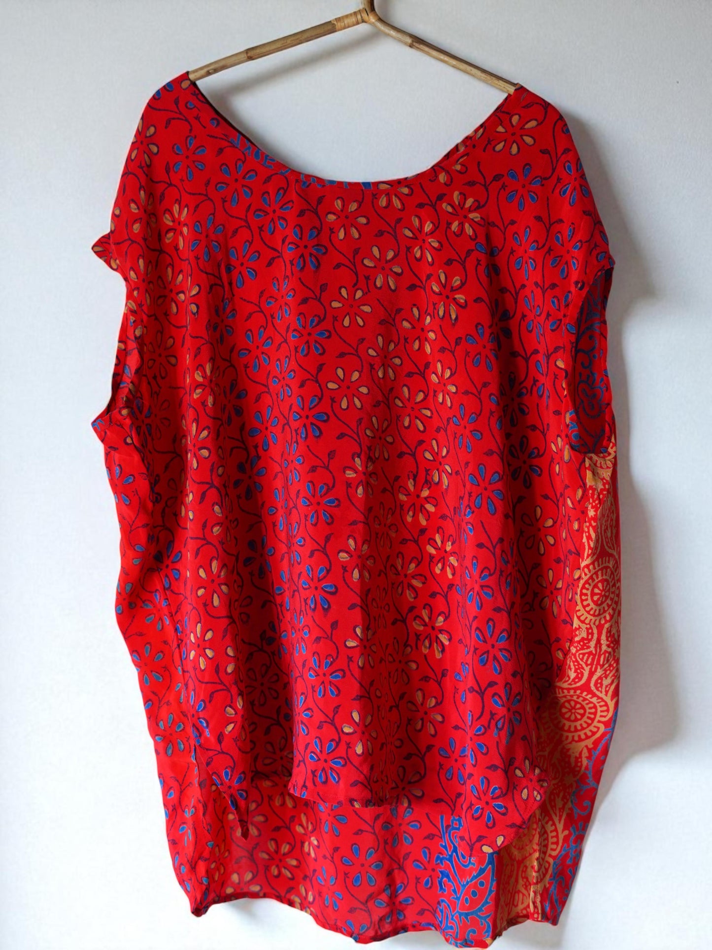 Paros Free Size Vintage Silk Fluid Top