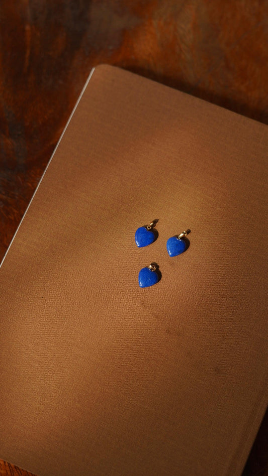 Farah Lapis Lazuli Petite Heart Pendant