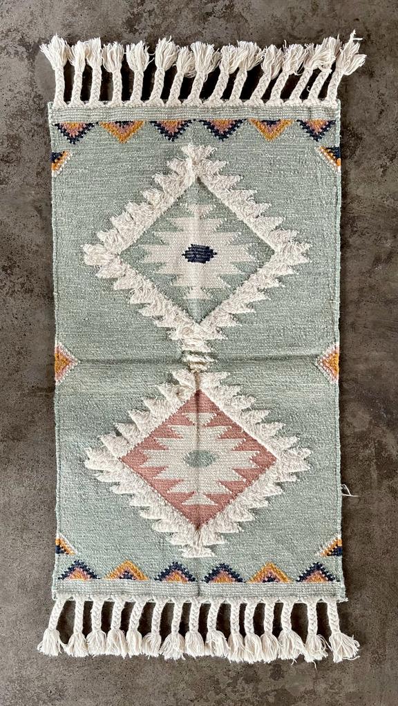 Hand Knotted Wool & Cotton RUG 27 (3x5 ft)