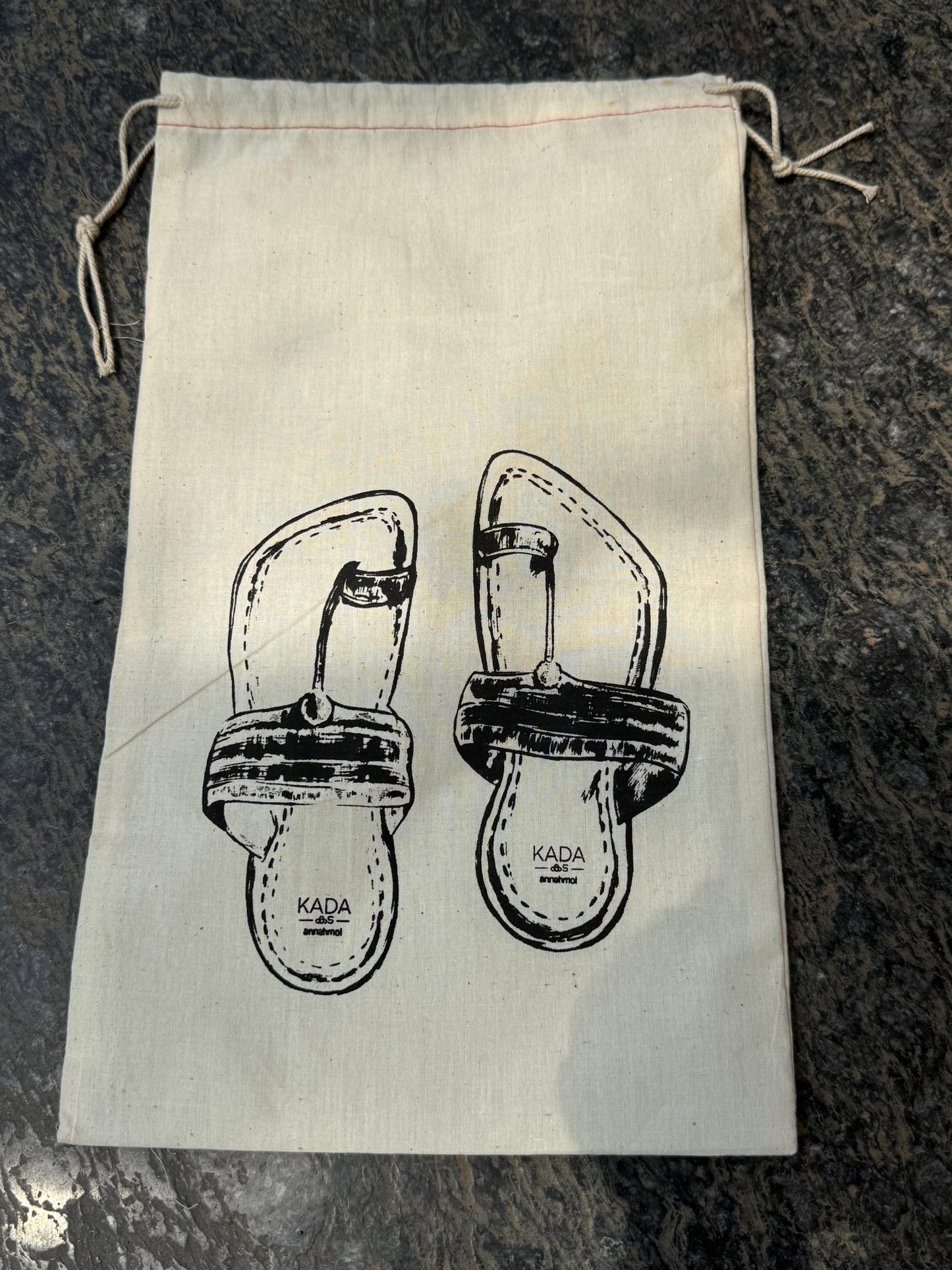 Classic men’s Kholapuri