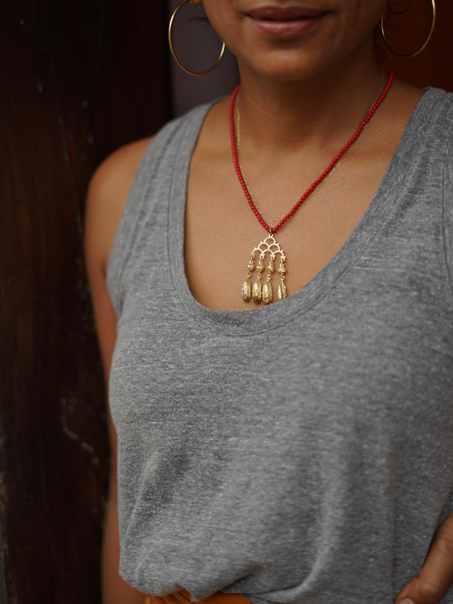 Coral with 4 Cardamom Pendants