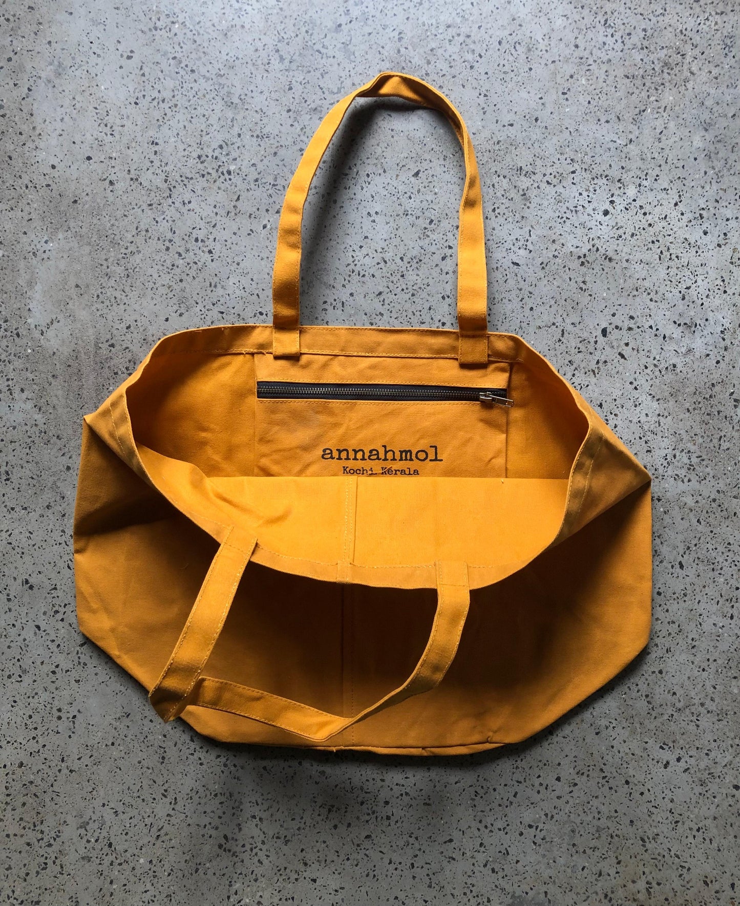 Kochi Tote