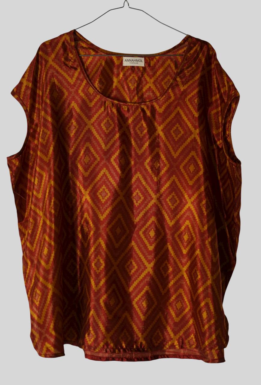 Paros Free Size Vintage Silk Fluid Top