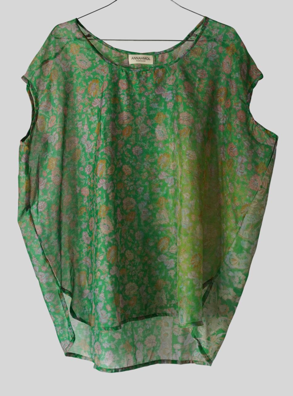 Paros Free Size Vintage Silk Fluid Top