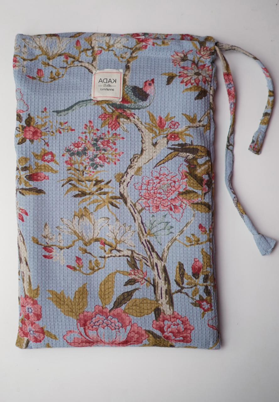 Waffle Cotton Beach Towel with Pouch
