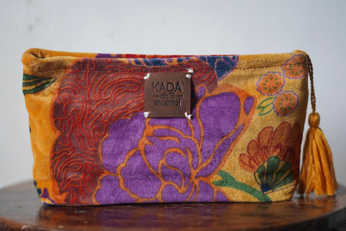 Vana Mini Velvet Cosmetic Bag